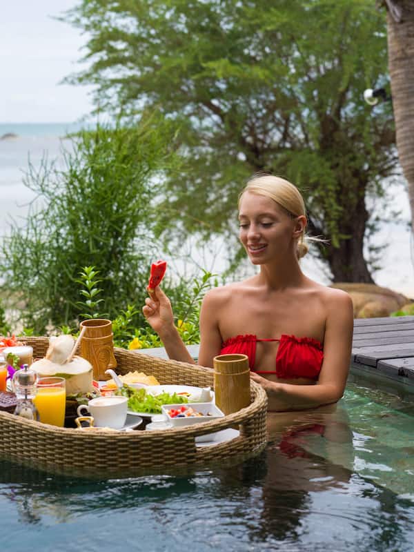 Outdoor pool, open 7:00 AM to 7:00 PM, pool umbrellas, sun loungers