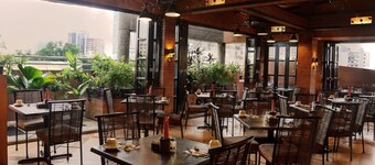 Pearl Lane Hotel