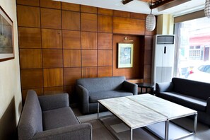 Reception - Pearl Lane Hotel (Manila)