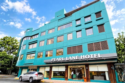 Pearl Lane Hotel