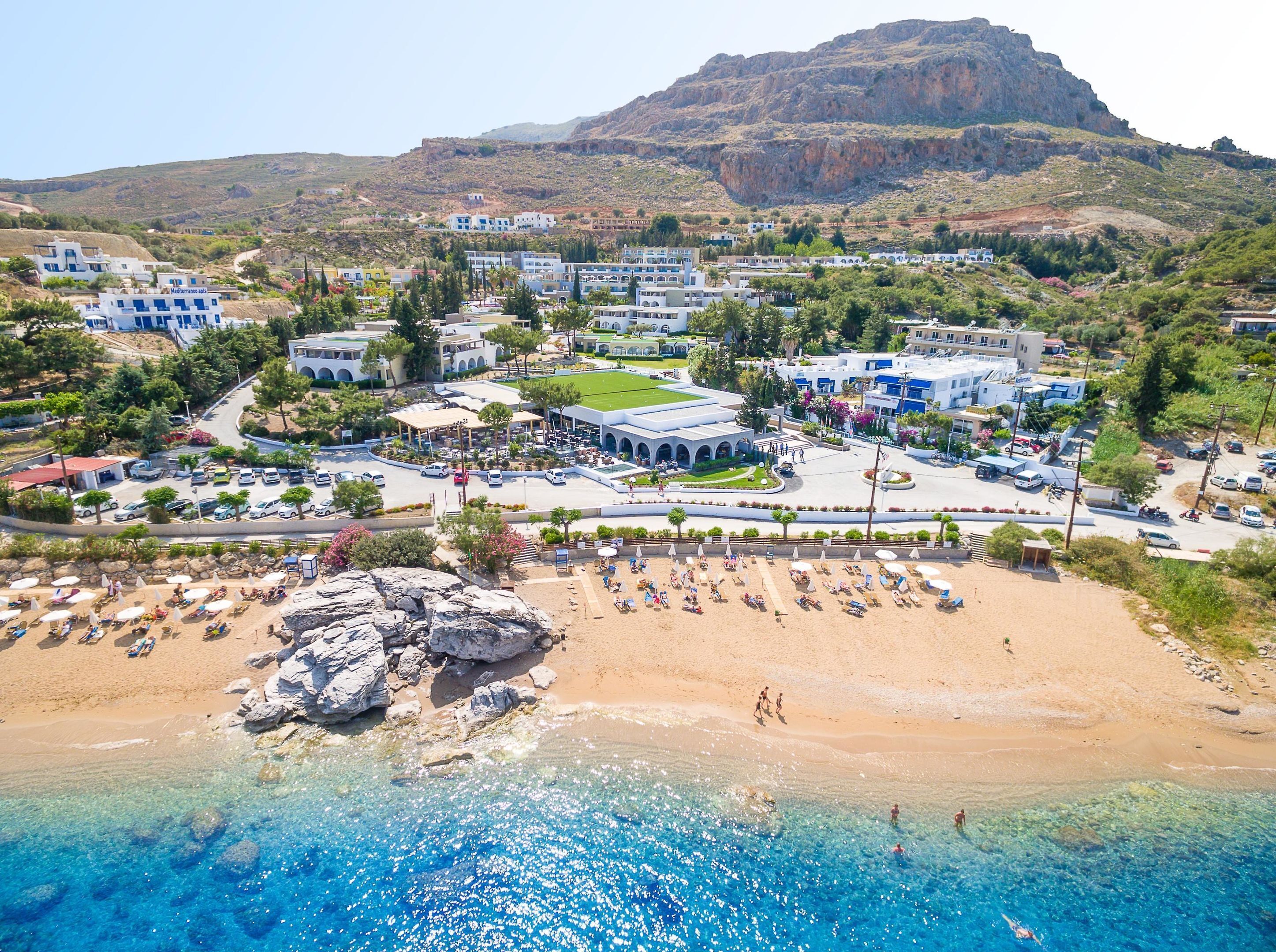 Private beach, sun-loungers, beach umbrellas, beach towels