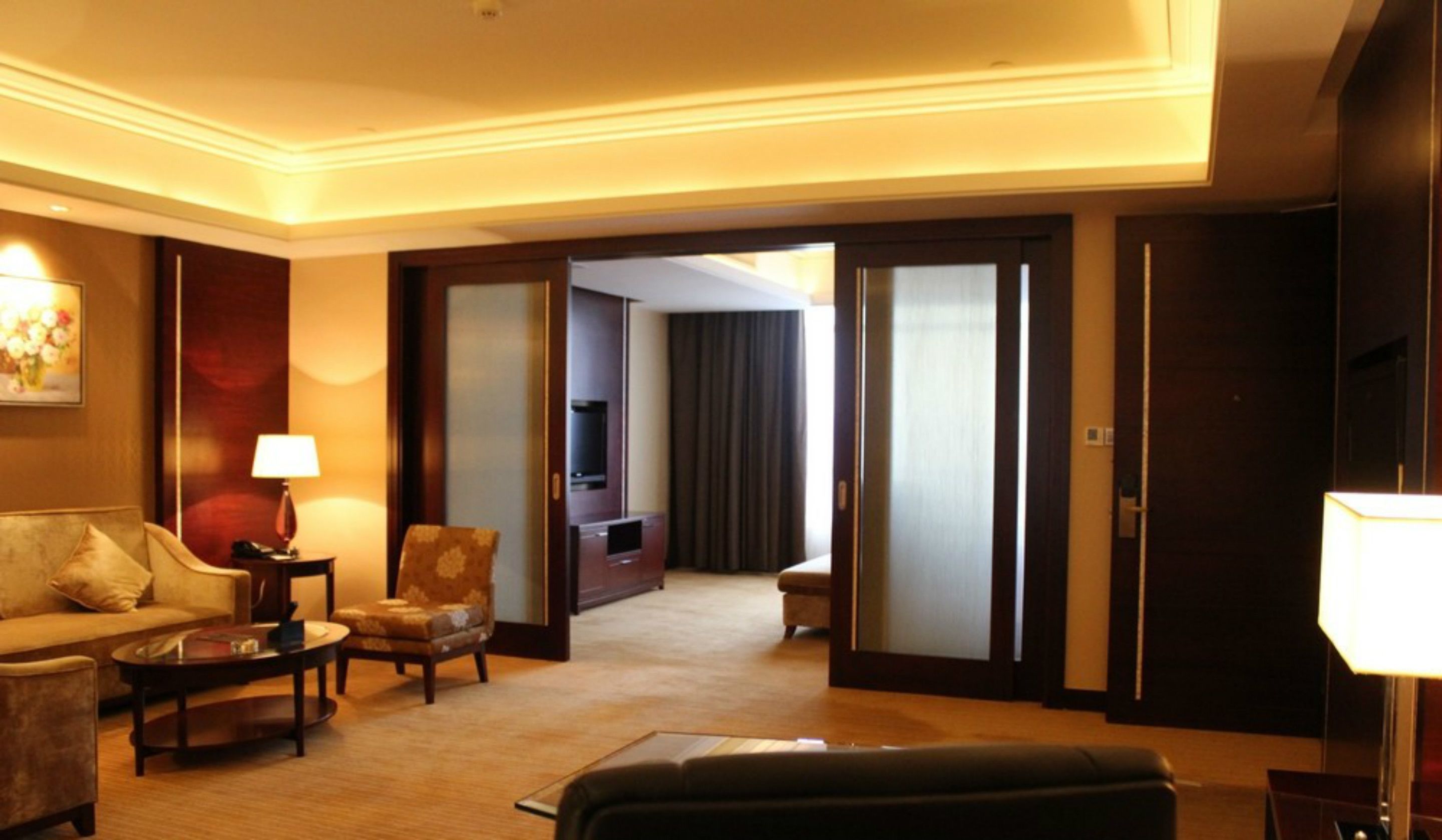 premium suite, 1 bedroom | living area | lcd tv, ipod dock, mp3 dock