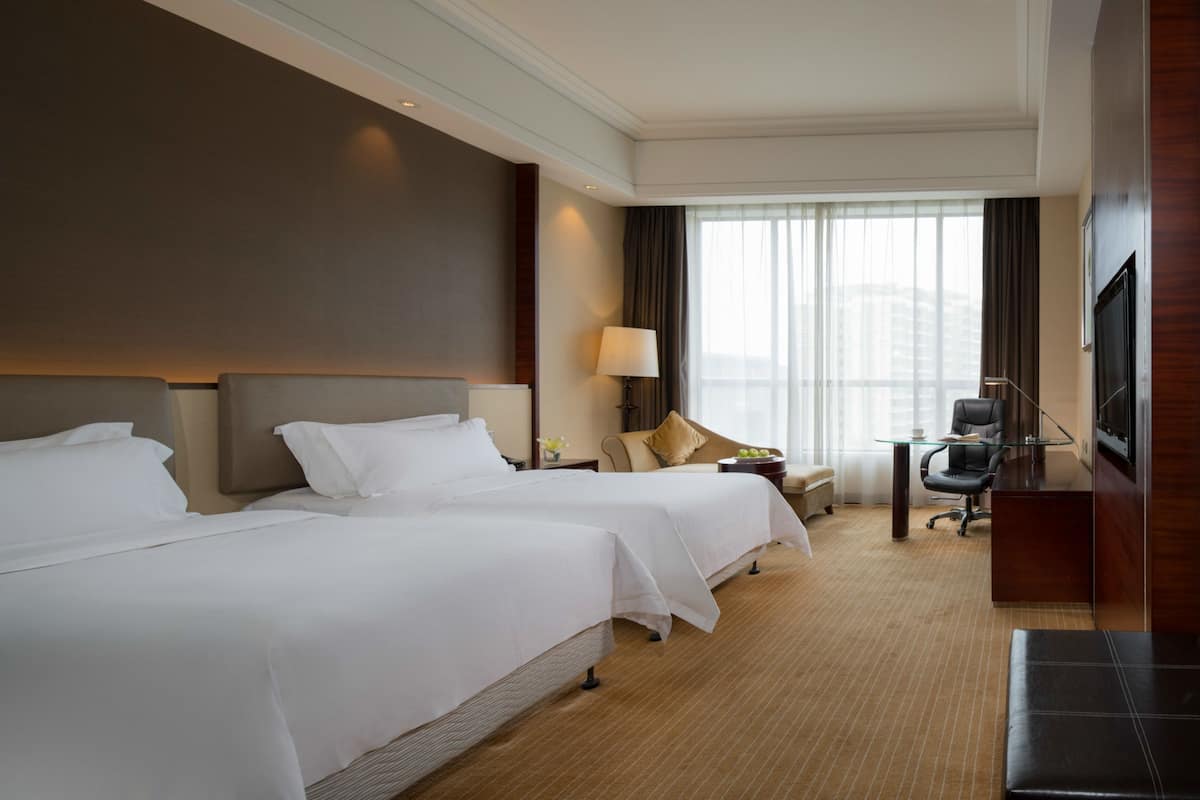 1 bedroom, premium bedding, down duvets, memory-foam beds