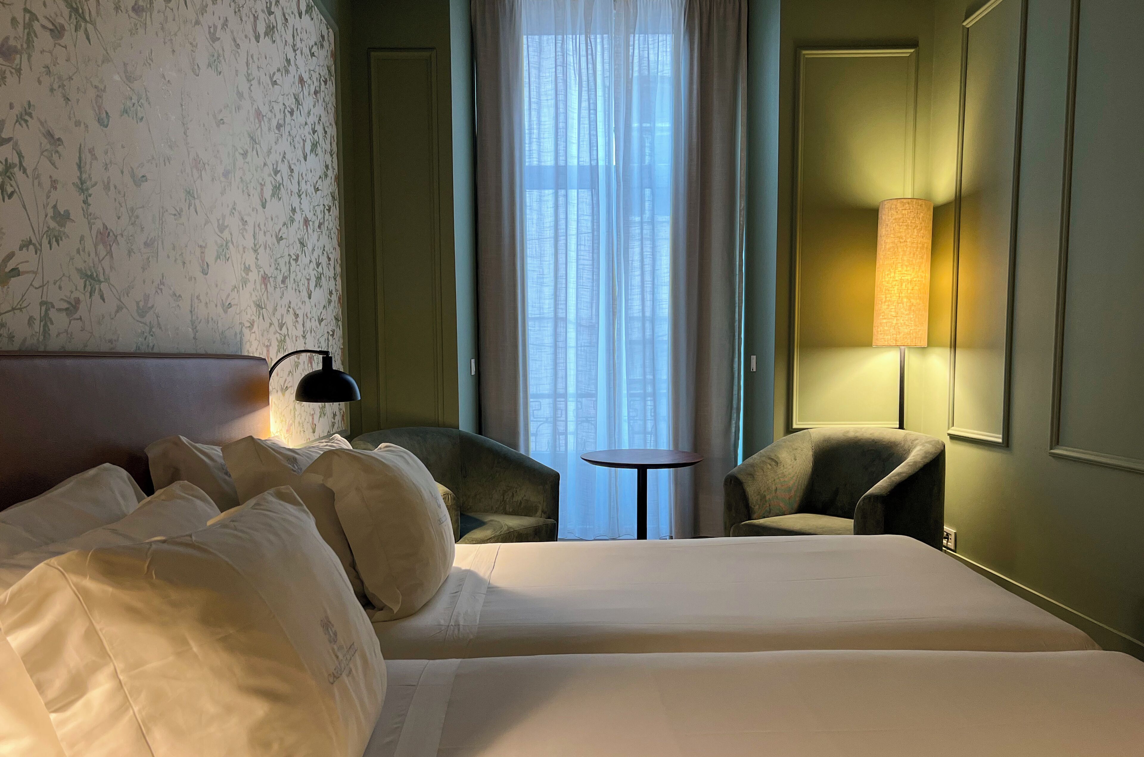 comfort double or twin room | premium bedding, minibar, in-room safe, desk