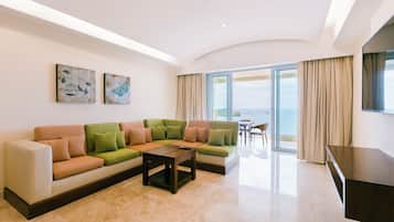 Standaard kamer | 1 slaapkamer, een minibar, een kluis op de kamer, een bureau