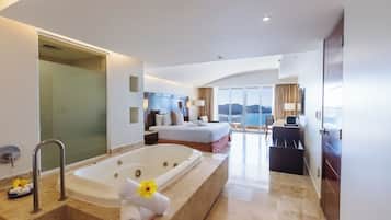 Luxury-Zimmer, 1 King-Bett | 1 Schlafzimmer, Minibar, Zimmersafe, Schreibtisch