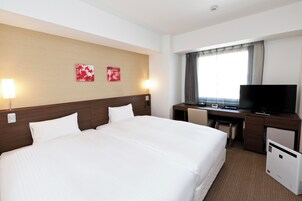 Down comforters, desk, blackout drapes, free WiFi