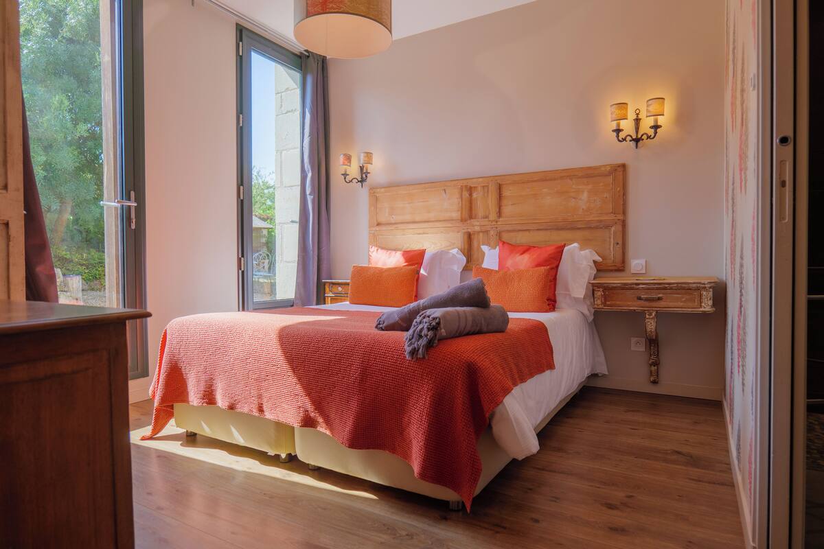Maison Perriere - Suite Superieure | Ropa de cama de alta calidad, minibar y cortinas blackout 