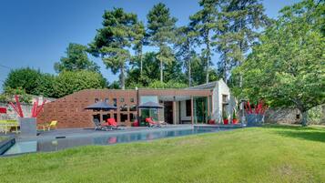2 indoor pools, seasonal outdoor pool, pool umbrellas, pool loungers