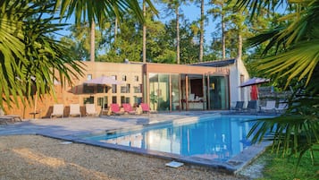 2 indoor pools, seasonal outdoor pool, pool umbrellas, sun loungers