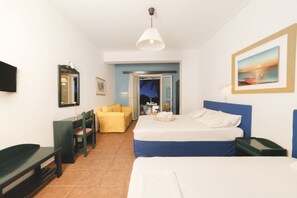 Studio, 1 Bedroom | Individually decorated, individually furnished, desk - Villa Phoenix Apartments & Studios (Zakynthos)