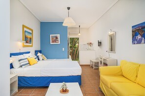 Estúdio, 1 quarto | Individualmente decorados, individualmente mobiliados, escrivaninha