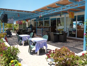 Breakfast, lunch, dinner served; Greek cuisine