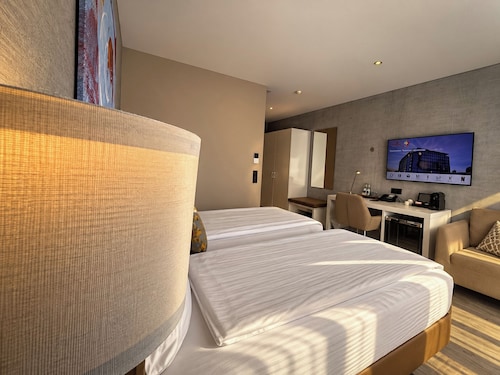 Hotel Swiss Star