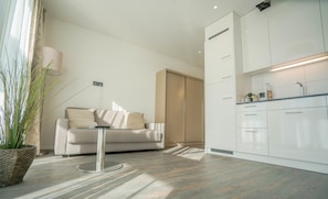 Deluxe Apartment | Living room
