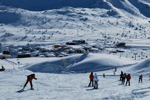 Snow and ski sports