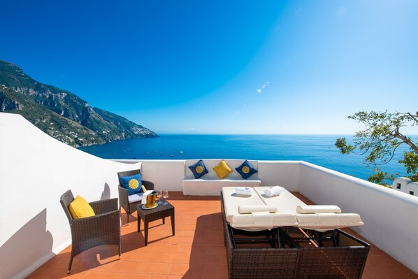 Honeymoon Suite, 1 Queen Bed, Sea View (New York Suite) | View from room