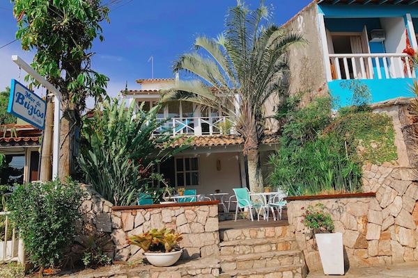 Façana frontal de l'allotjament