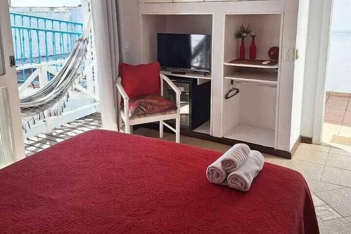 Deluxe Double Room | Minibar, WiFi (free), bed sheets