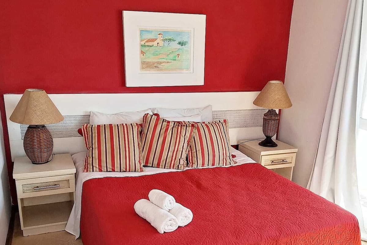 Deluxe dubbelrum | 1 sovrum, minibar, gratis wi-fi och sängkläder