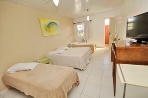 Minibar, caixa forta a l'habitació i decoració individual