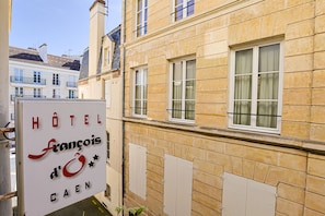 Extérieur