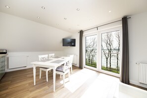 Apartment | In-room dining - Appartementhaus Schleiblick (Rabenkirchen-Faulueck)