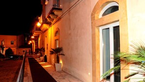 Exterior detail - La Dimora di Piazza Carmine (Ragusa)