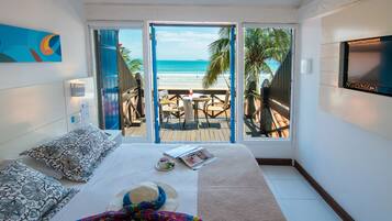 Down comforters, pillowtop beds, minibar, in-room safe