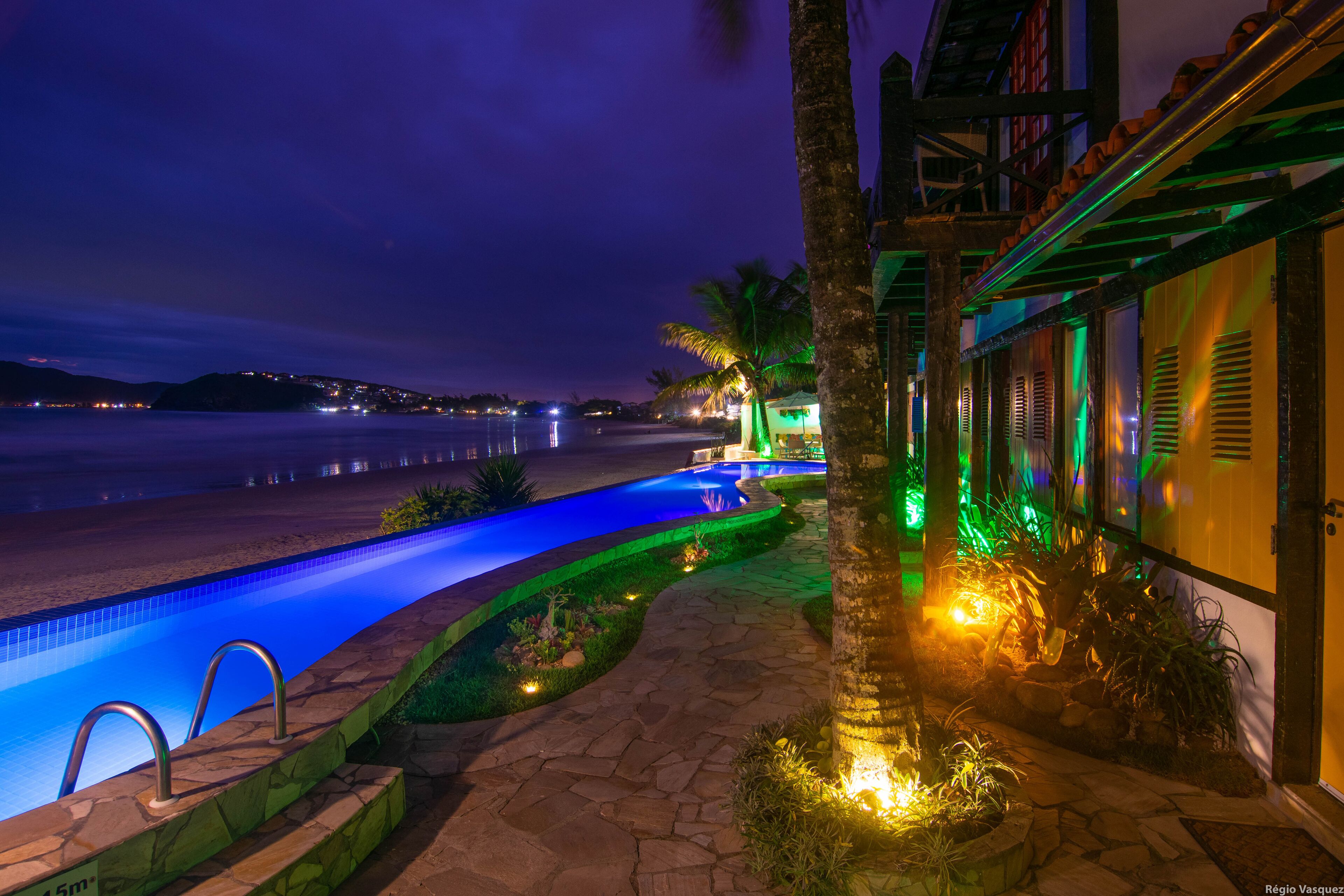 Fassade der Unterkunft – Abend/Nacht