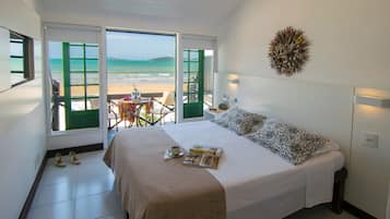 Deluxe Room, Balcony, Sea View | Down duvets, pillow-top beds, minibar, in-room safe