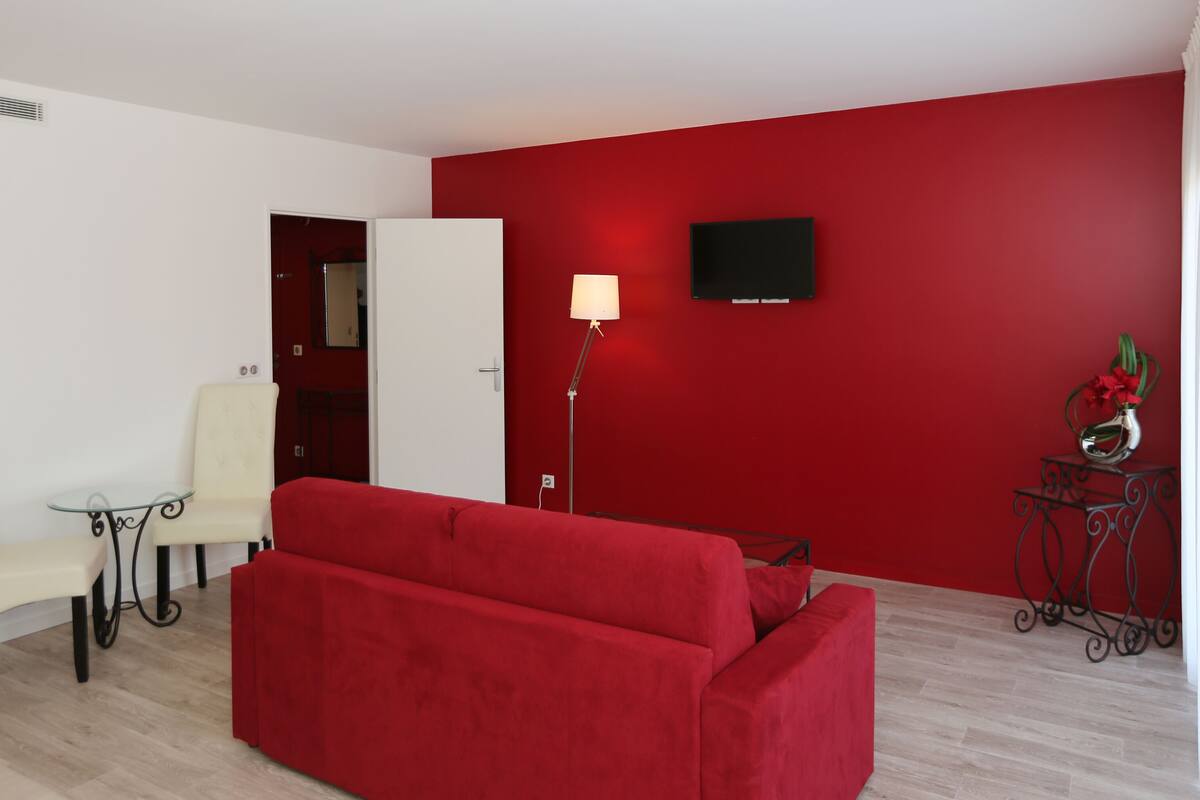 apartment t3 | living area | lcd tv, offices