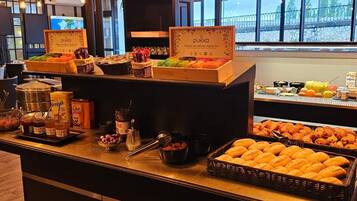 Daily buffet breakfast (EUR 15 per person)