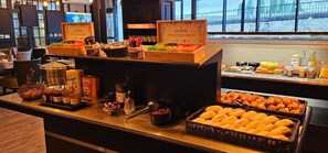 Daily buffet breakfast (EUR 15 per person)