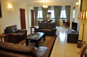 Flat-screen TV - Hotel Prince de Galles (Douala)