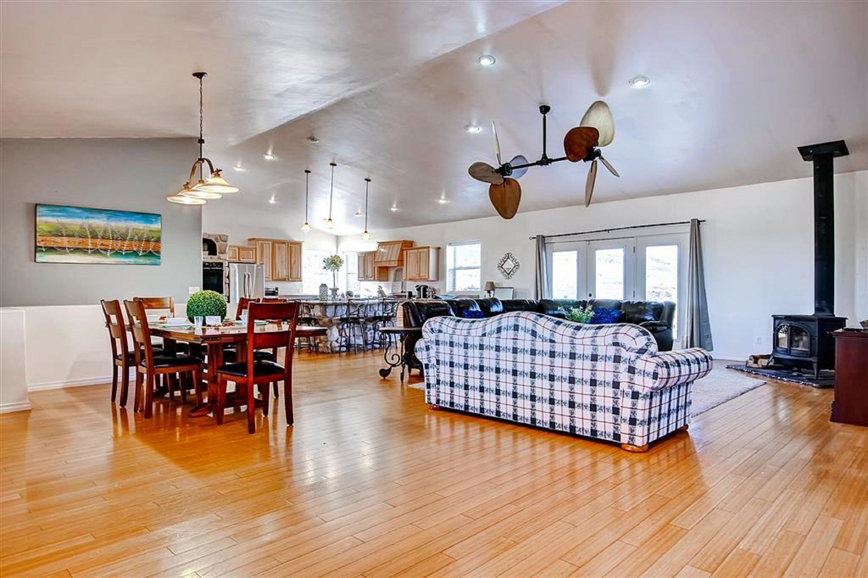 Maison Familiale, plusieurs chambres, vue montagne | Salle à manger