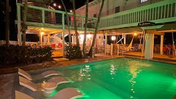 Outdoor pool, open 10:00 AM to 10:00 PM, sun loungers