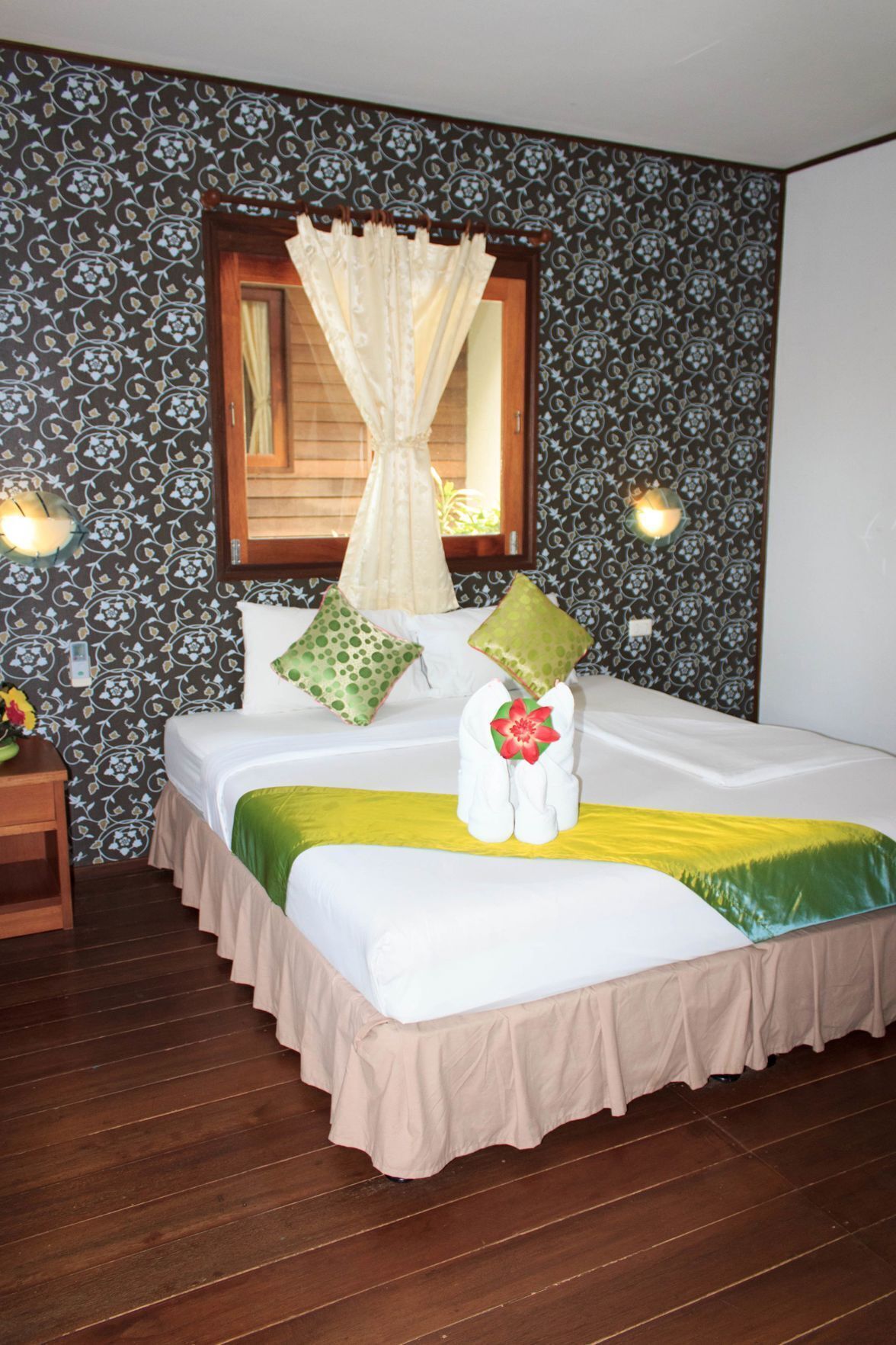 Luxe beddengoed, Select Comfort-bedden, een kluis op de kamer