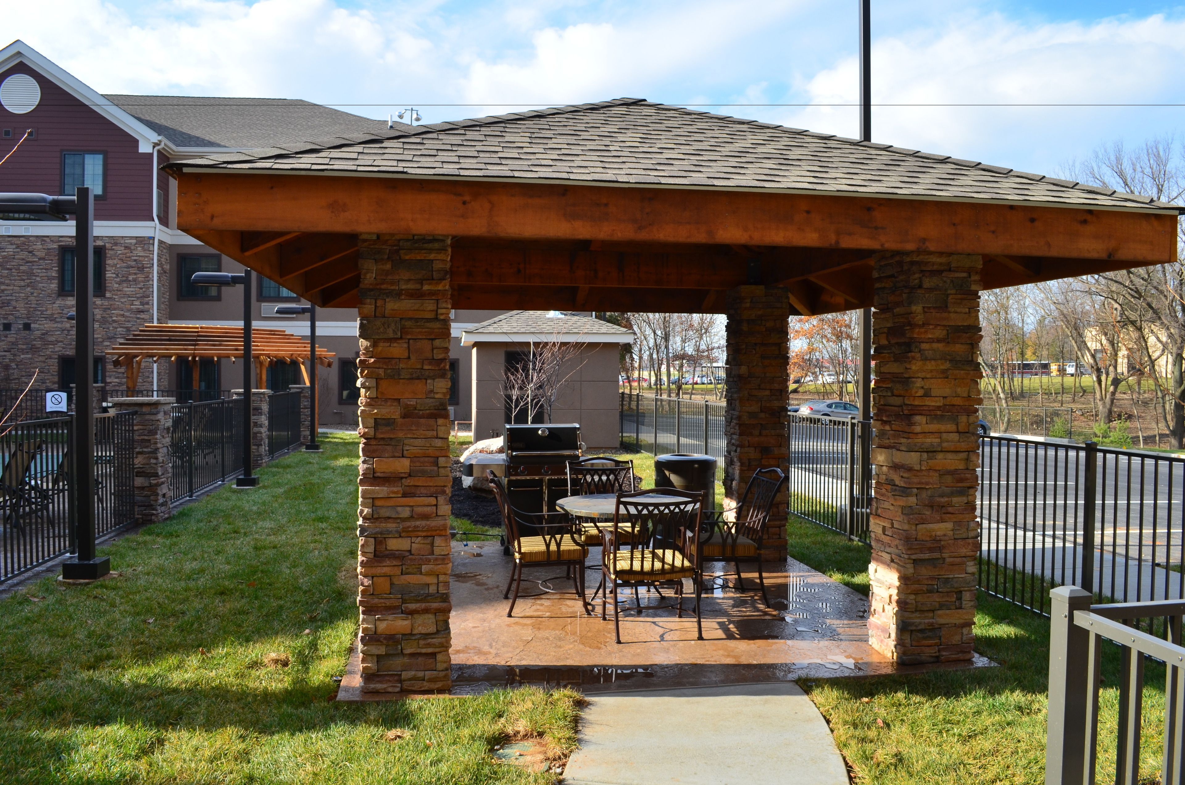 bbq/picnic area