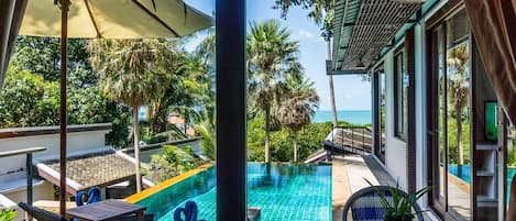 2 bedroom Suite with Pool Villa | Bộ đồ giường cao cấp, nệm Select Comfort, màn/rèm cản sáng 