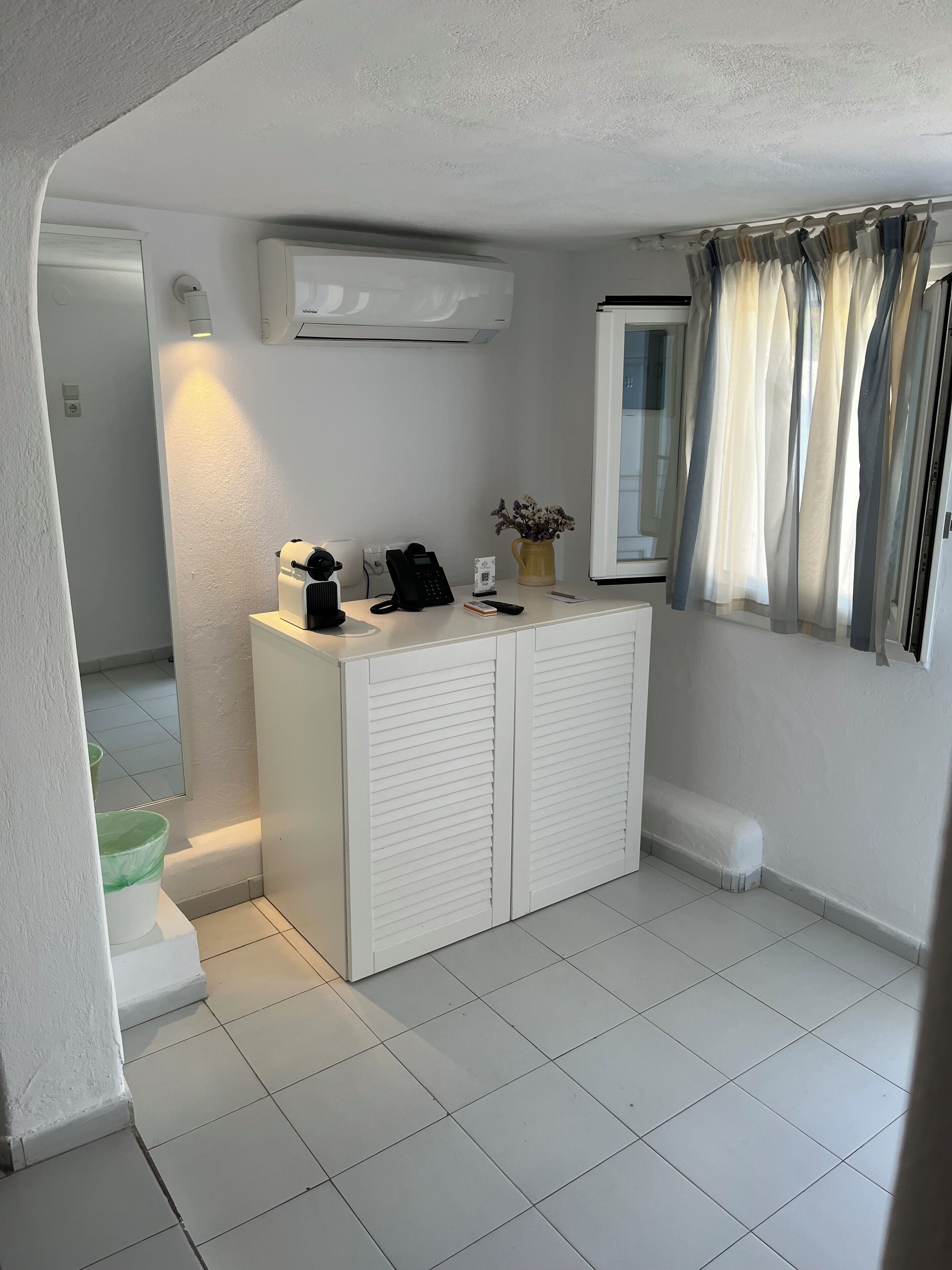 double or twin room, garden view | 1 bedroom, pillow-top beds, in-room safe, soundproofing
