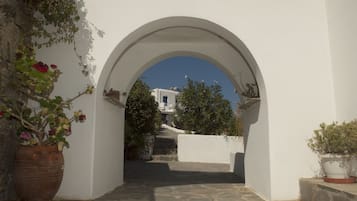 Double or Twin Room, Courtyard View | Courtyard view