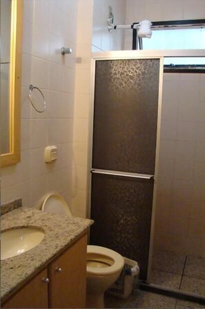 Bathroom - Apart Hotel Manhattan (Florianopolis)