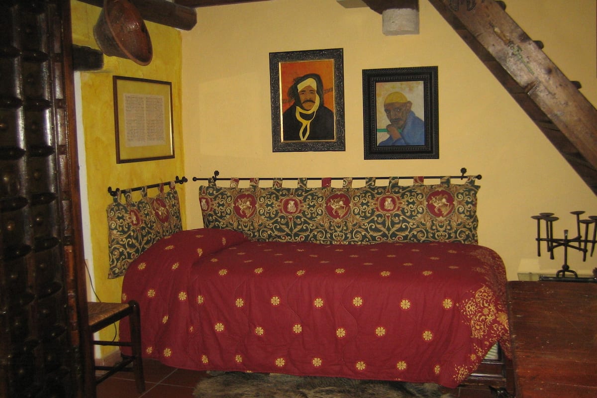 1 Schlafzimmer, hochwertige Bettwaren, Daunenbettdecken, Zimmersafe