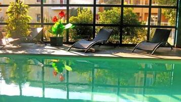 Indoor pool, seasonal outdoor pool