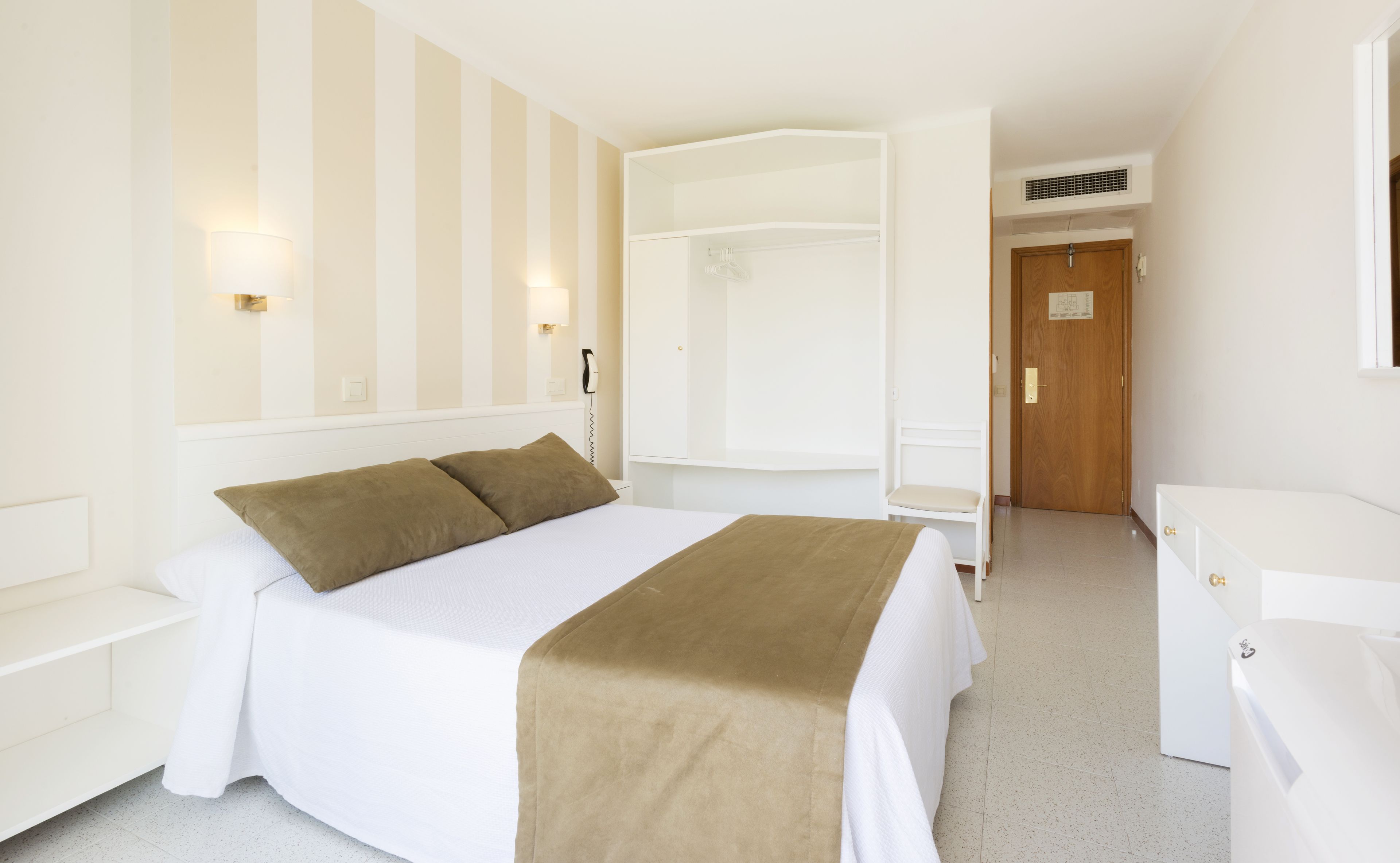 Foto - Hostal Residencia Sutimar