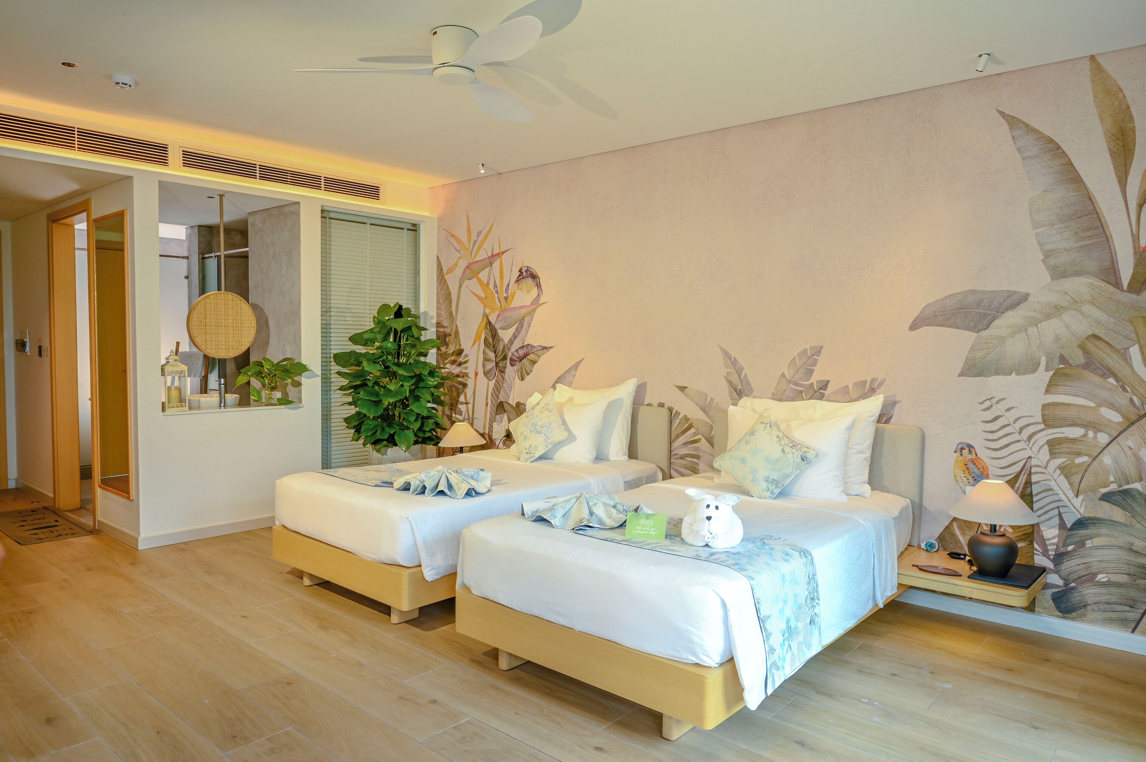 Minibar, in-room safe, laptop workspace, free WiFi