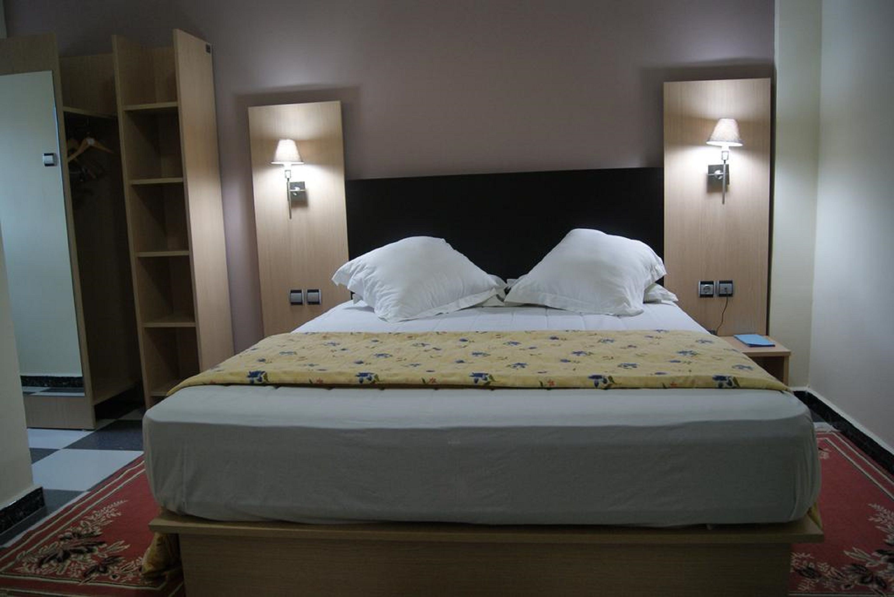 Kamar