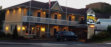 واجهة المنشأة