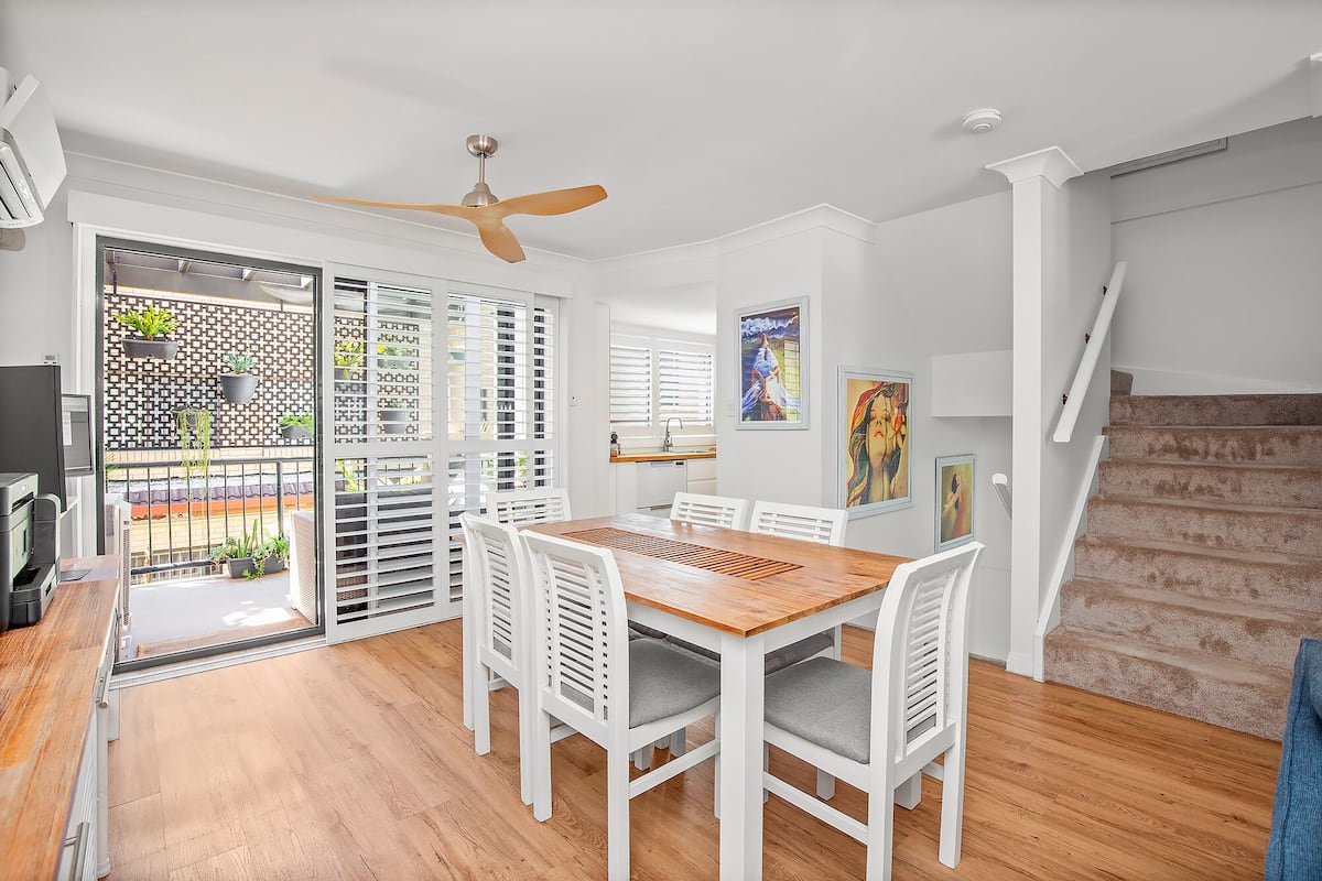 Decoración personalizada, muebles diferentes y escritorio